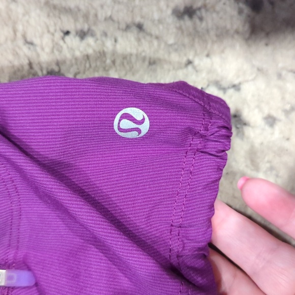 RARE Lululemon Run Tracker Skirt Purple Size 4 - Picture 4 of 10
